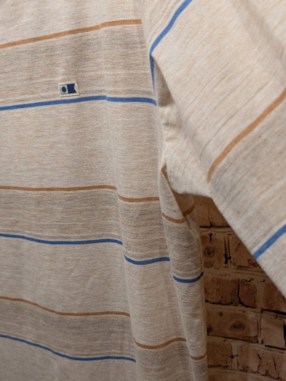 Salty Crew Striped Beige Hooded Long Sleeve Tee with Subtle Logo Size Large - Picture 6 of 15